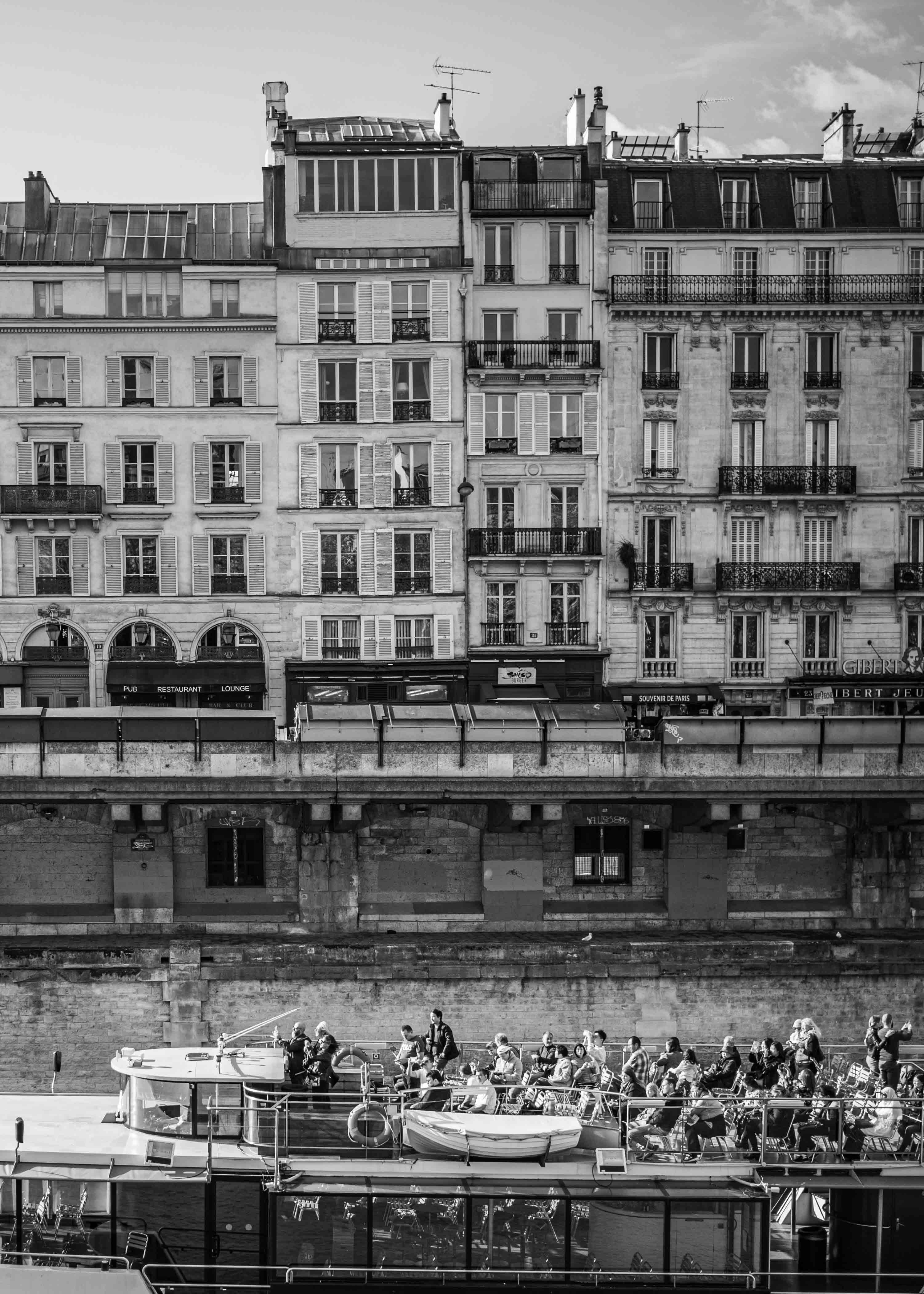 PARİS | Kilted Turkey